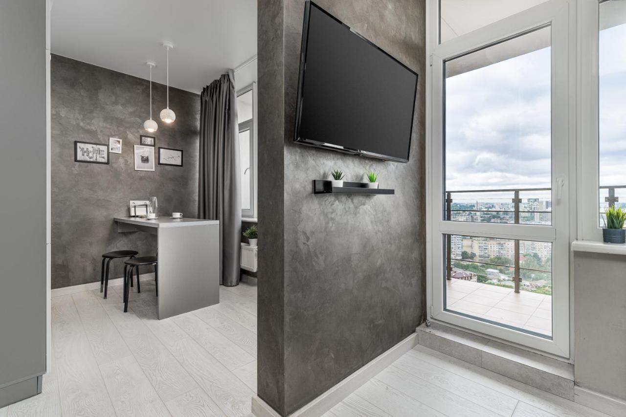 Razor Apartment With Terrace, Kamanina Odessa Buitenkant foto