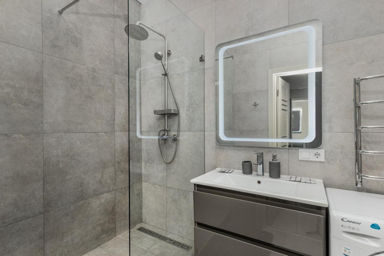 Razor Apartment With Terrace, Kamanina Odessa Buitenkant foto